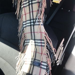 Burberry plaid scarf
